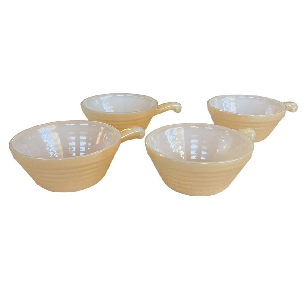Vintage Fire King Peach Lustre Beehive Bowls With Handles Set Of Four Bowls‎